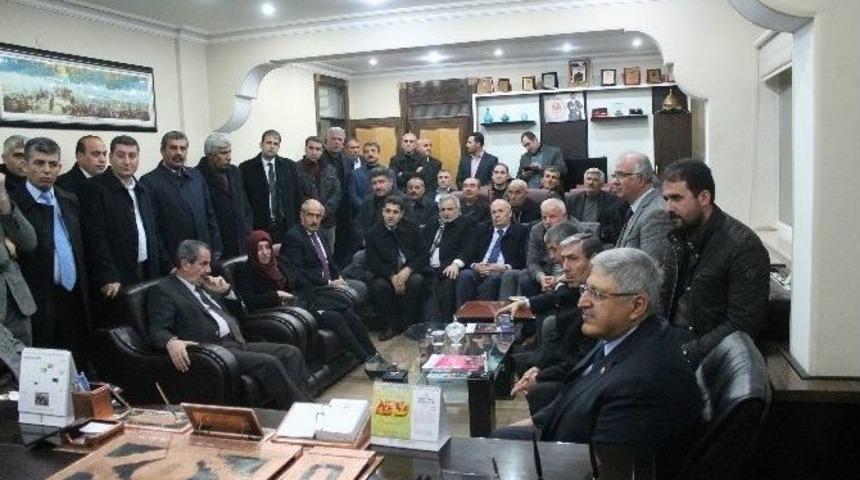 Demir&ouml;z&rsquo;den Ahlat Belediyesi&rsquo;ne Ziyaret