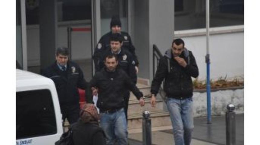 Kızılcahamam’da Hırsızlık Şüphelisi İki Kişi Yakalandı