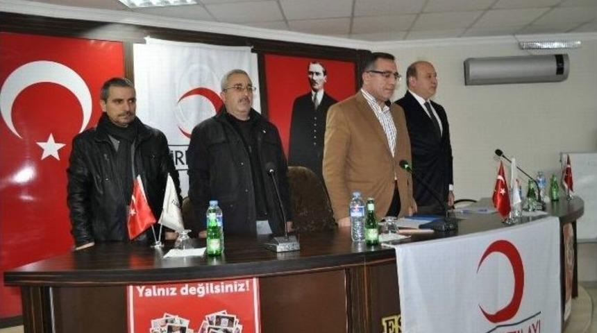 Kızılay Başkanı G&uuml;len, G&uuml;ven Tazeledi