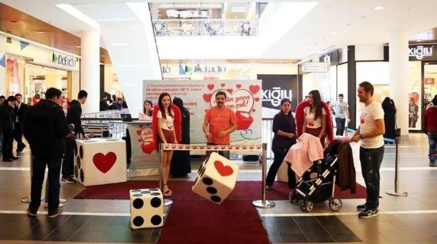 Forum Magnesia&rsquo;da Sevgililer G&uuml;n&uuml; Etkinliği