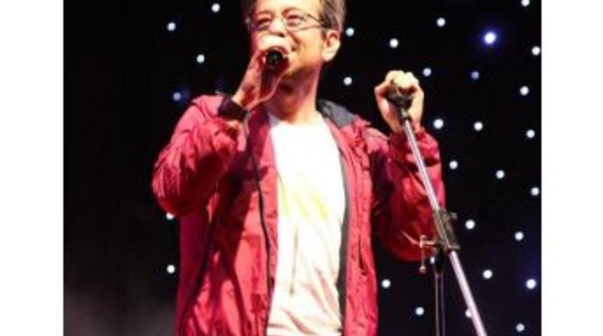 Sanat&ccedil;ı Feridun D&uuml;zağa&ccedil; İzmirlilerle Buluşuyor