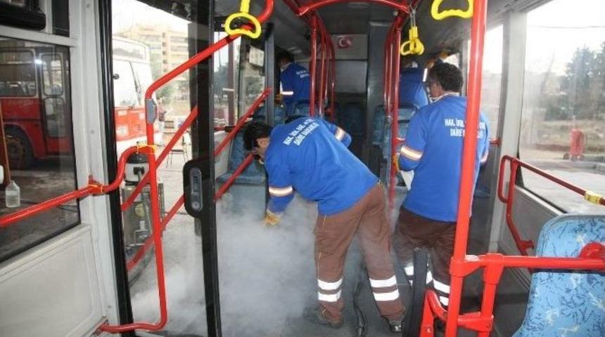B&uuml;y&uuml;kşehir, Otob&uuml;sleri Dezenfekte Ediyor