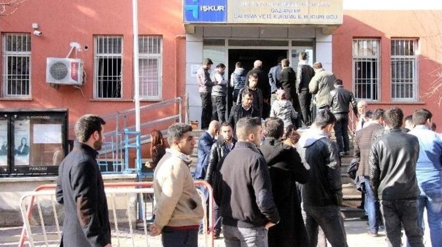 Gaziantep&rsquo;te İşsizler Kuyruğu