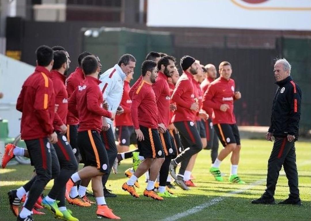 Galatasaray, Lazıo Ma&ccedil;ı Hazırlıklarına Başladı