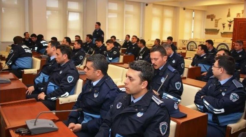 Başkan G&uuml;r&uuml;n, Zabıta Personeliyle Bir Araya Geldi