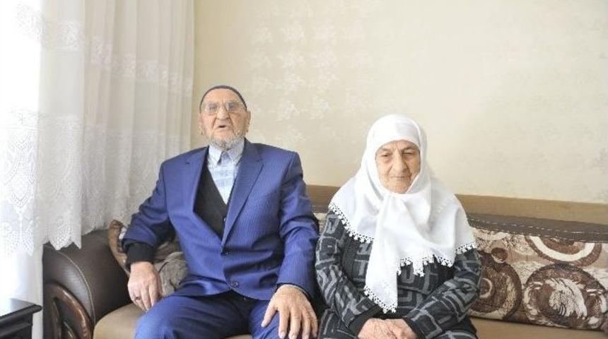 Bir Yastıkta 71 Yıl