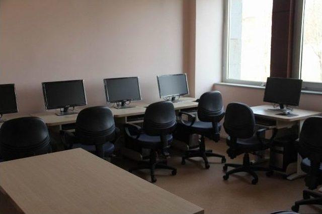 Gençlik Merkezi Öğrencilerini Bekliyor 2