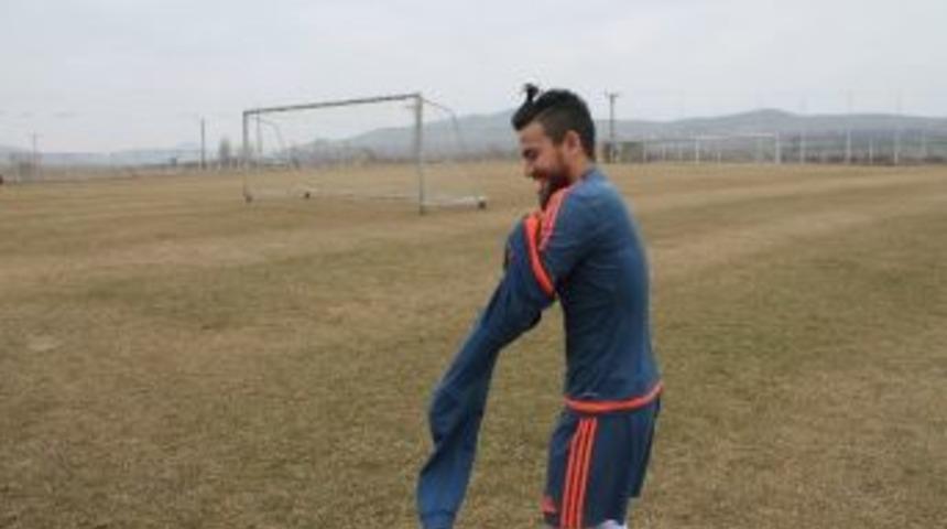 İrfan Başaran&rsquo;ın Yeni İmajı Espri Konusu Oldu