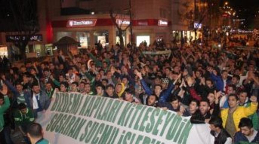 Bursaspor Taraftarından Tff&rsquo;ye Protesto
