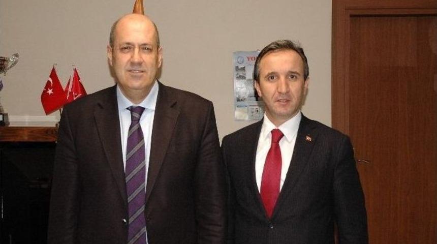 Han&ouml;n&uuml; Belediye Başkanı U&ccedil;ar&rsquo;dan Karayolları B&ouml;lge M&uuml;d&uuml;r&uuml;ne Ziyaret