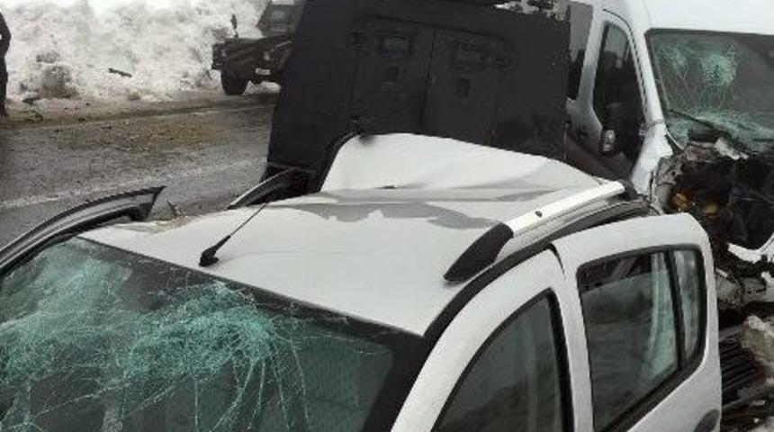 Muş&rsquo;ta Zincirleme Kaza: 7 Yaralı