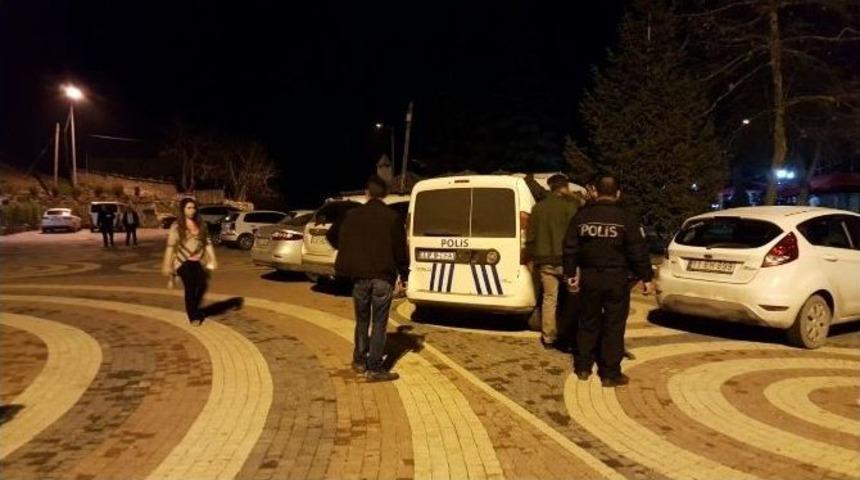 Şeyh Edebali T&uuml;rbesi&rsquo;ndeki Silah Sesleri Ekipleri Harekete Ge&ccedil;irdi