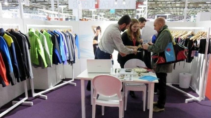 Hazır Giyim Sekt&ouml;r&uuml; Tasarımlarını G&ouml;r&uuml;c&uuml;ye &Ccedil;ıkarıyor