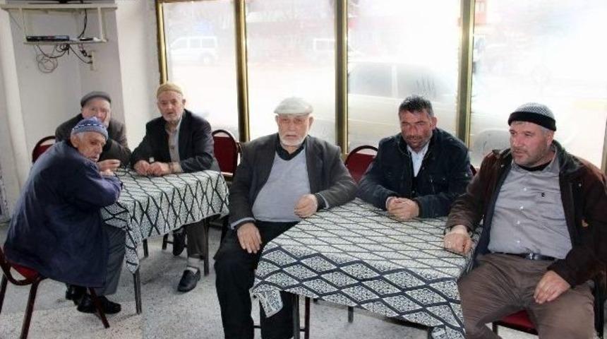 Bu Kahvehanede 60 Yıldır Oyun Oynanmıyor