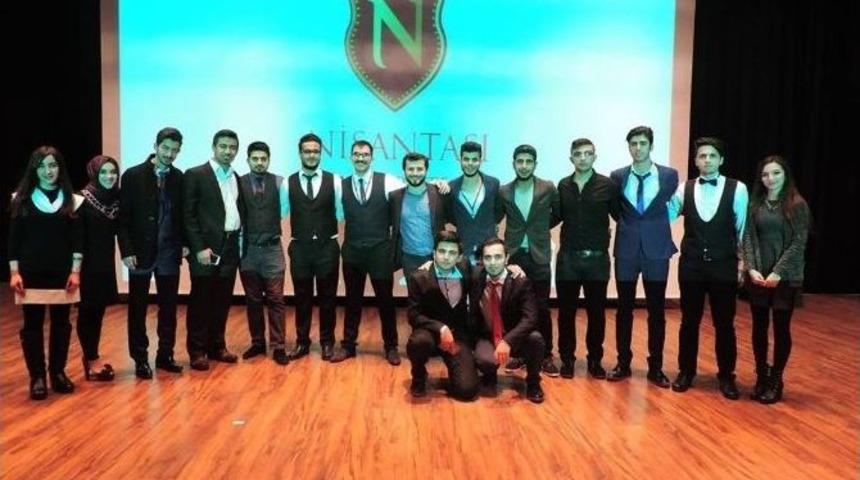 Nişantaşı &Uuml;niversitesi, G&ouml;n&uuml;ll&uuml; Eğitim Projesi &Ouml;ğrencilerine &Ouml;d&uuml;l Verdi