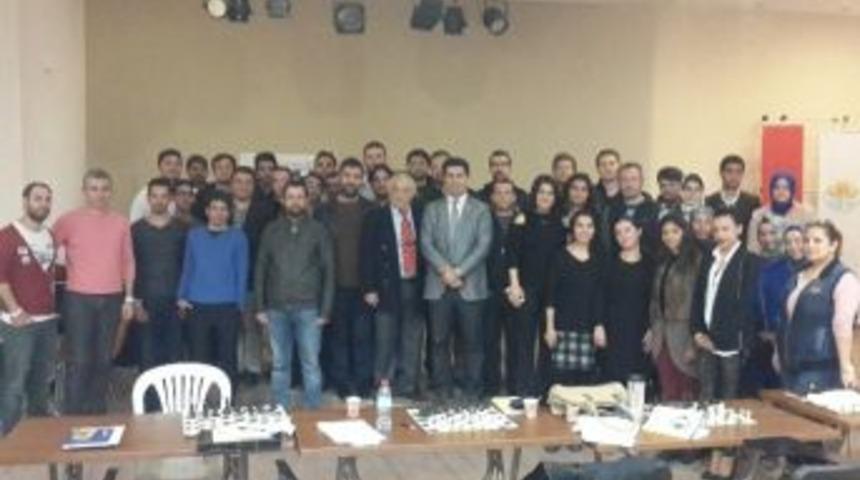 1. Kademe Satran&ccedil; Antren&ouml;r Kursu Tamamlandı