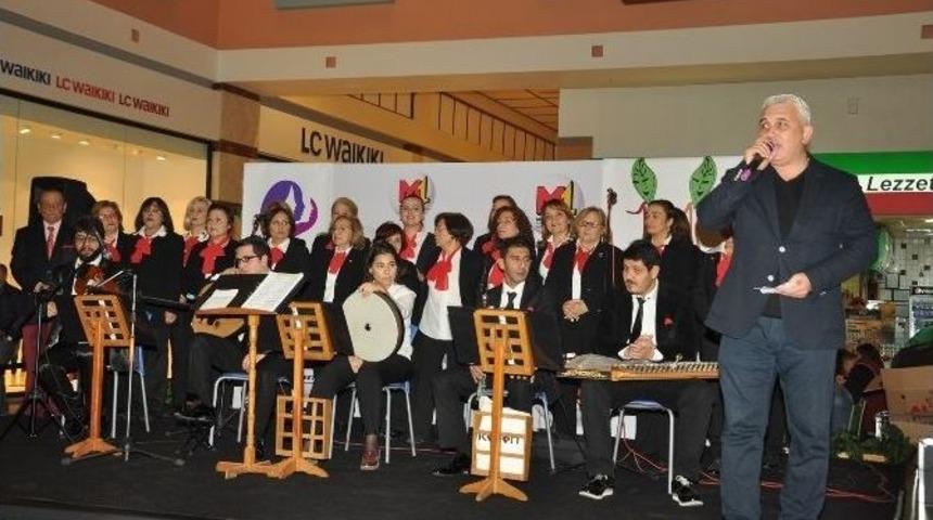 B&uuml;y&uuml;kşehir, 14 Şubat&rsquo;ta Kadın Mahkumları Yalnız Bırakmadı