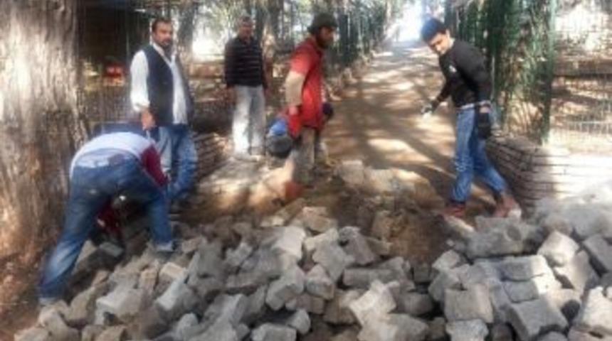 Sarnı&ccedil; Tepesi Hayvanat Bah&ccedil;esinde D&uuml;zenleme &Ccedil;alışması