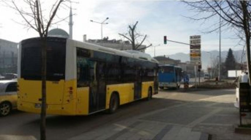D&uuml;zce&rsquo;de Gazlı Otob&uuml;s Seferde