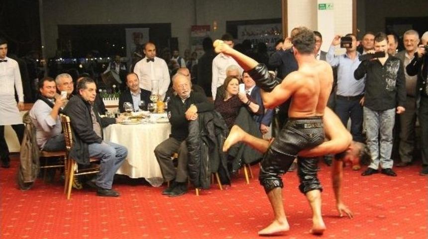 Posta G&uuml;vercini Severler Edirne&rsquo;de Toplandı