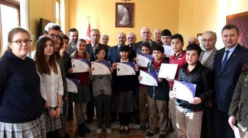 &Ouml;ğrenciler Model U&ccedil;ak Sertifikalarını Aldılar