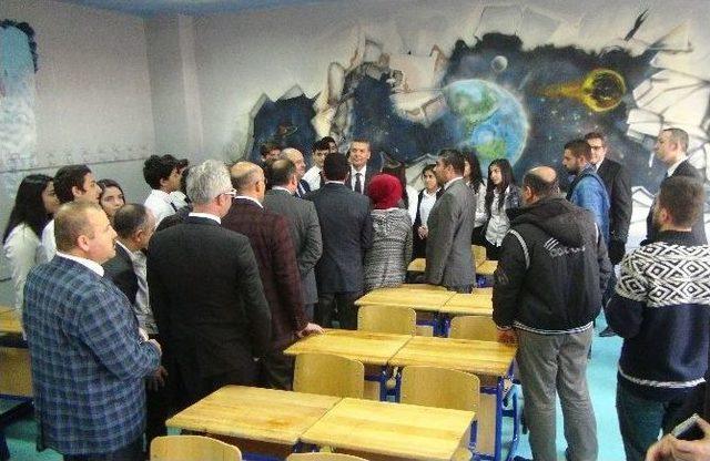 ’hayal Ettiğim Sınıfta Eğitim Görmek İstiyorum’ Projesi Gaziantep’te