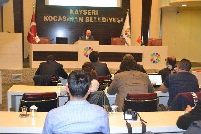 Kocasinan Belediye Başkanı Çolakbayrakdar 2015 Yılını Değerlendirdi