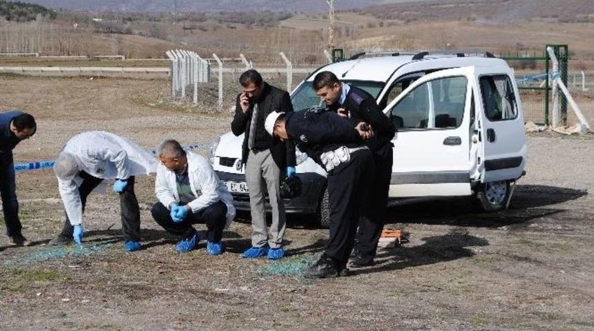 Gen&ccedil; &Ccedil;ift Kurşunlanmış Halde Bulundu