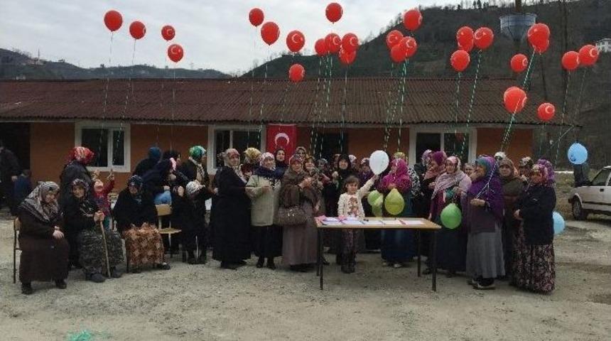 Beş Bir Kişilik Cami İ&ccedil;in 10 Bin İmza