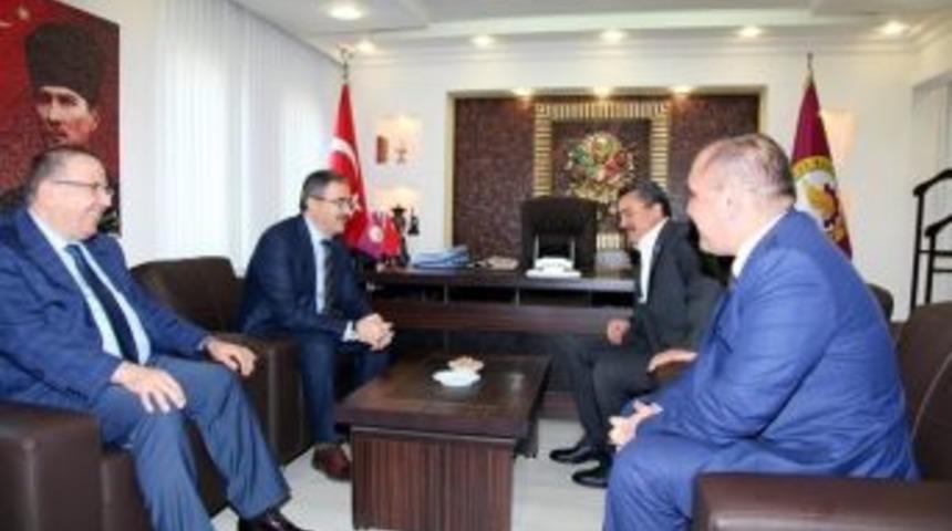 Rekt&ouml;r Şahin&rsquo;den Başkan Tutal&rsquo;a Taziye Ziyareti