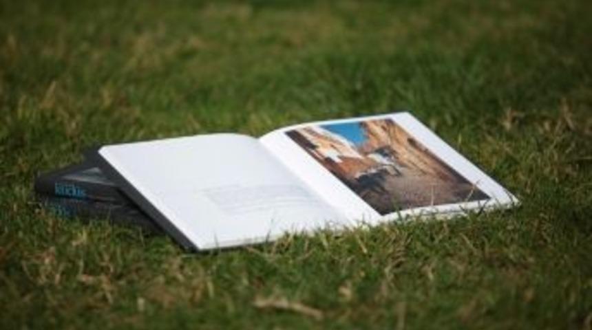 &lsquo;tanrı Şehri Kud&uuml;s&rdquo; İsimli &Ouml;zel Kitap K&uuml;t&uuml;phanelere Ulaştırıldı