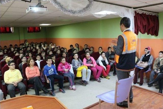 Afad, 11 İlçede 75 Bin Öğrenciye Afet Bilinci Eğitimi Vermeyi Hedefliyor