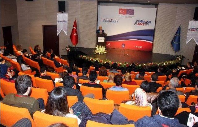 Gaziantep Üniversitesi’nde Bölgesel Girişimcilik Paneli