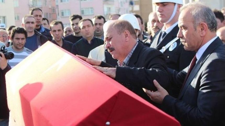 Kazada &Ouml;len Polis Memuru Son Yolculuğuna Uğurlandı