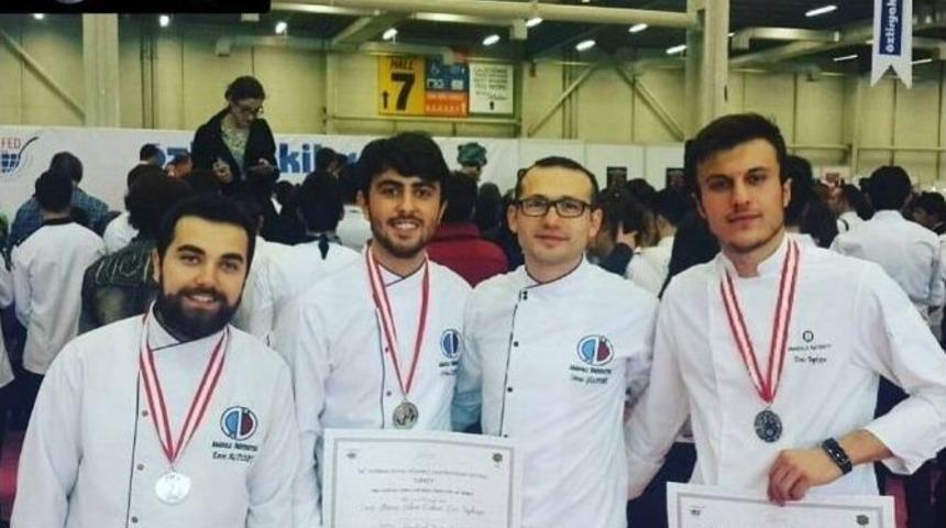 Anadolu &Uuml;niversitesi Aş&ccedil;ılık Takımı Madalyalarla D&ouml;nd&uuml;