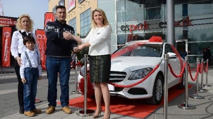 Espark Talihlisi Aracına Kavuştu