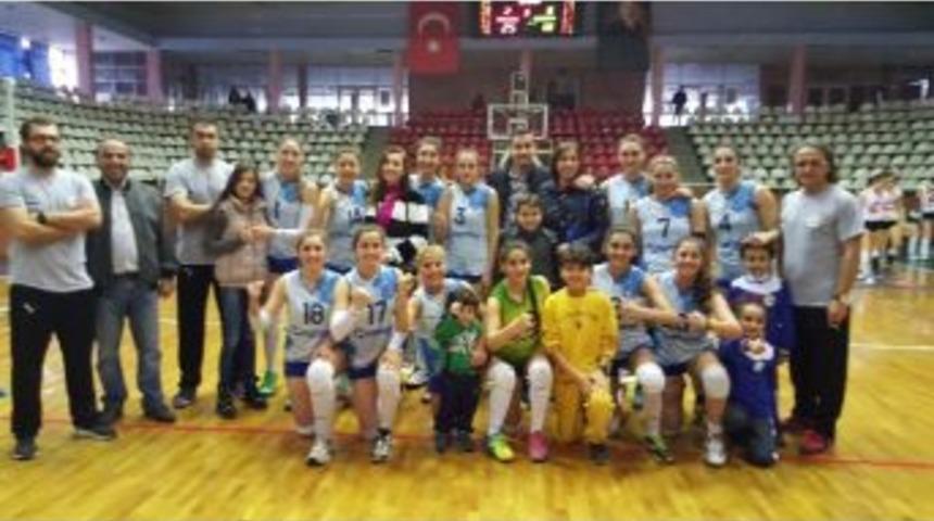 Merinosspor Namağlup Unvanı İle Finalleri Garantiledi