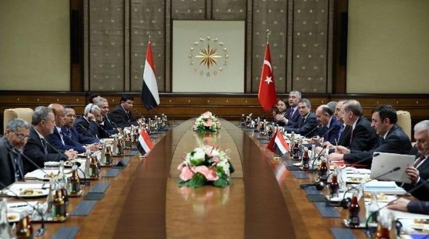 Yemen Cumhurbaşkanı Mansur Hadi Cumhurbaşkanlığı K&uuml;lliyesi&rsquo;nde