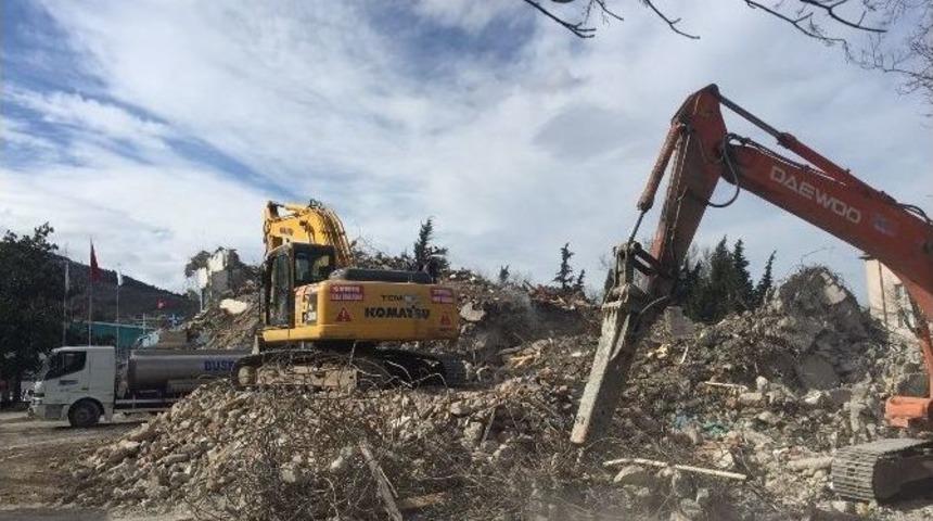 Şehircilik Bakanlığı D&ouml;n&uuml;ş&uuml;me Kendi Binasından Başladı