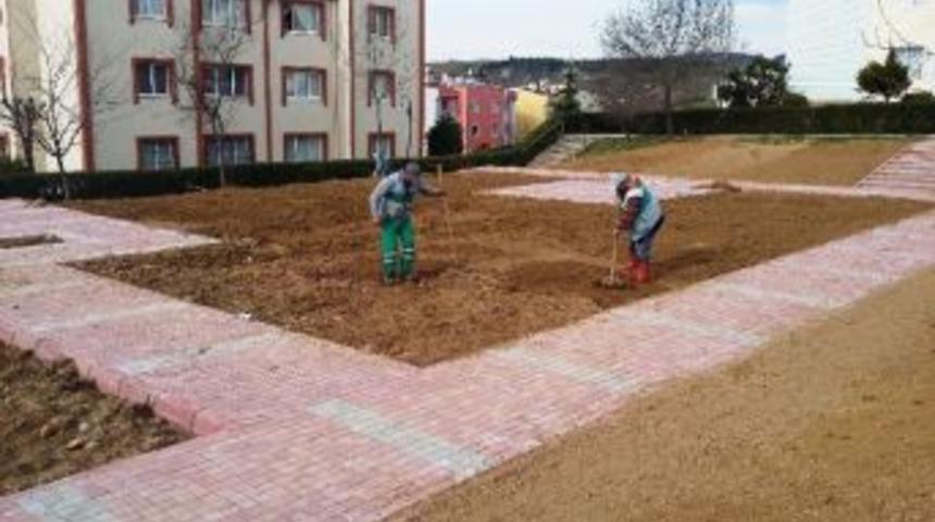 İzmit Belediyesi&rsquo;nden İki Park Birden