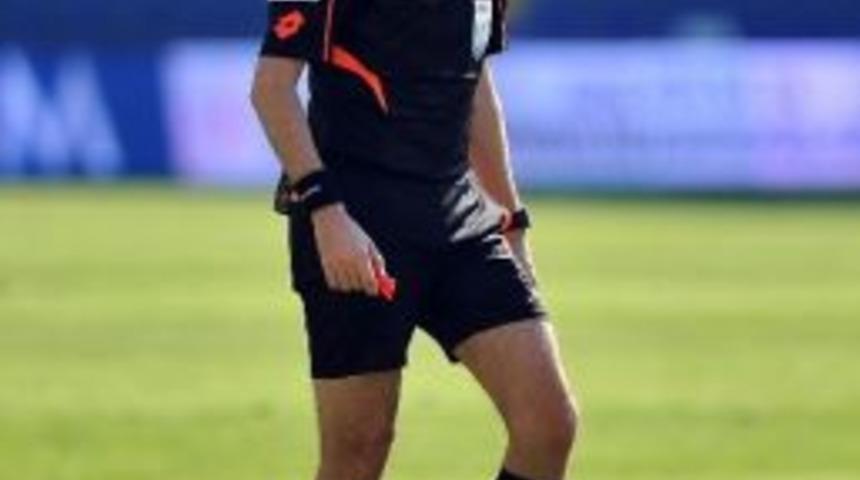 C&uuml;neyt &Ccedil;akır&rsquo;a Amat&ouml;r Ma&ccedil;