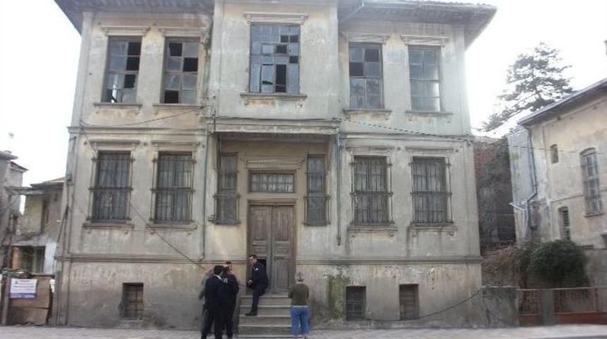 Kullanılmayan Binadan Hırsızlık