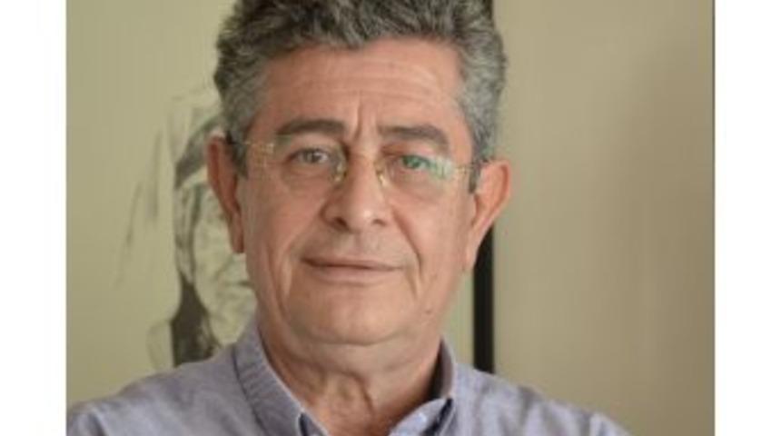 Kadınların 18 Yaşından Sonra Meme Muayenesi Yapması Gerekiyor