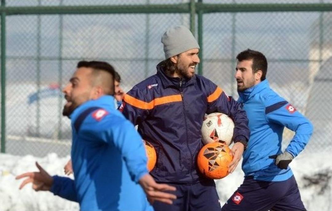 Bb Erzurumspor, Erzin Deplasmanına Hazırlanıyor