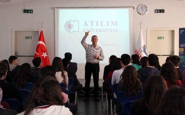 Atılım Üniversitesi’nden Üniversite Adaylarına Seminer