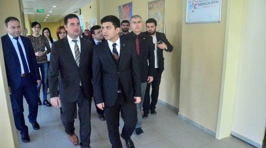 Topoğlu: &ldquo;gen&ccedil;leri Geleceği Taşıyacak Akademik &Ccedil;alışmalara &Ouml;nem Vereceğiz&rdquo;