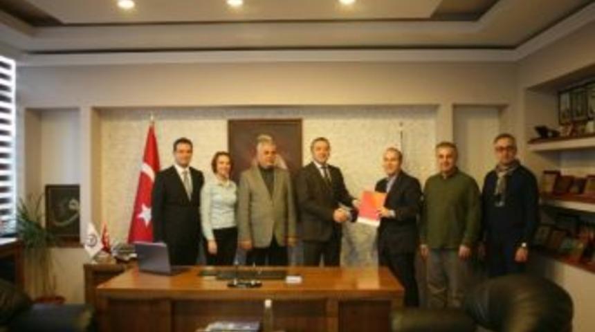 Berto İle İzmir &Uuml;niversitesi Arasında Sağlık S&ouml;zleşmesi