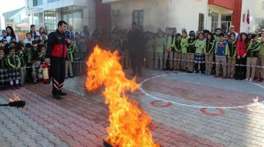 &Ccedil;amlıca Okulları Deprem Ve Yangın Tatbikatı Yaptı
