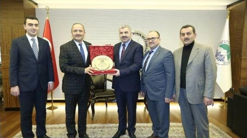 "hem İbadet, Hem Hayır"