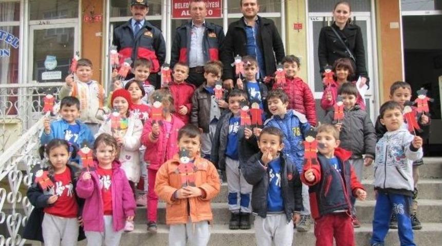 Minikler Hisarcık İtfaiyesi&rsquo;ni Gezdi